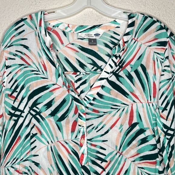 Old Navy Tunic Shirt - Picture 2 of 7